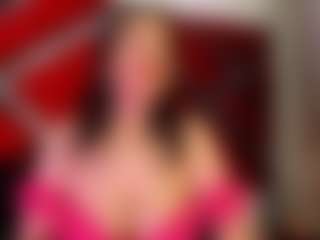 Live cam show with Kendra - Ebony on CamwithHer | colombia