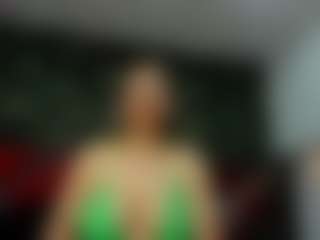 Live cam show with Kendra - Black Dildo on CamwithHer