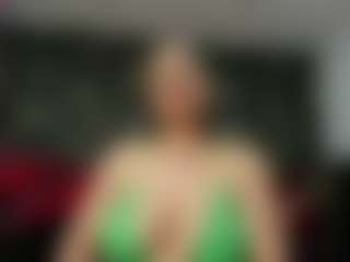 Live cam show with Kendra - Asshole Mature on live.xbliss.ai
