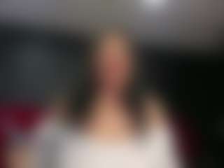 Live cam show with Kendra - Ass Bouncing on Gym Cam Girls