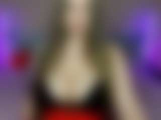 Live cam show with Lola - Erotic Dance on SinfulBabes