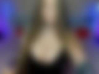 Live cam show with Lola - Hairy Pussy Teen (18+) on liverealitysex.com