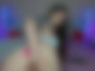 Lola's Live Sex Cam Show