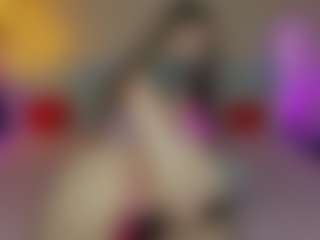 Lola's Live Sex Cam Show