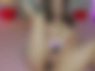 Lola's Live Sex Cam Show