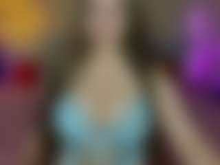 Live cam show with Lola - Hairy Pussy Brown Hair on camtv