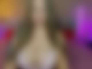 Live cam show with Lola - Hairy Pussy on CamSextacy