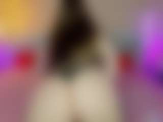 Live cam show with Lola - Ass Bouncing on Camsoda