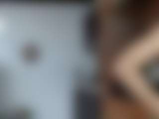 millyxnicoll MILF webcam performer live streaming