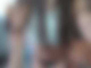 Spettacolo in cam dal vivo con millyxnicoll - Short su Camsoda