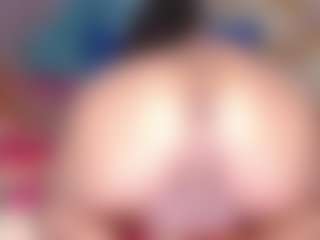 Live cam show with Sophie-Sweett - Brown Hair on sexylive.show