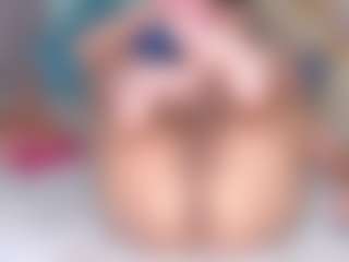 Live cam show with Sophie-Sweett - Teen (18+) on slutload