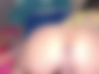 Live cam show with Sophie-Sweett - Drinking on Streamer API