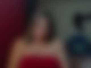 Yayita81 MILF webcam performer live streaming