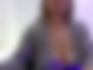 Live cam show with Yayita81 - Gamer Red Hair on Milfs Live