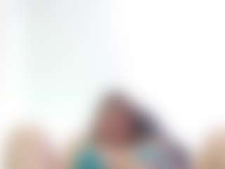 Live cam show with Yayita81 - Dildo on Dolls Live