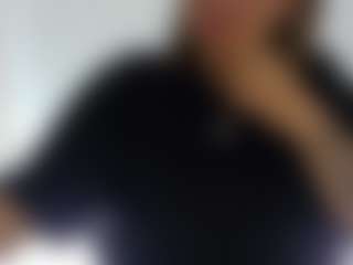 Live cam show with Yayita81 - Spy MILF on alttransgirls
