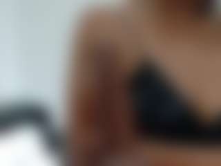 Live cam show with Yayita81 - Middle Aged on CamSodaAdn