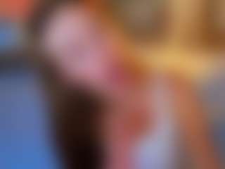 Live cam show with BrittneyHart - Bedroom on StripNow