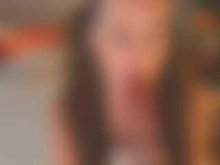 Live cam show with BrittneyHart - Oil on Mixed Magazine Live