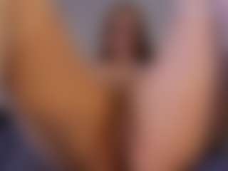Live cam show with estef-love - Camel Toe on Soda Cam