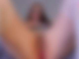 Live cam show with estef-love - Teen (18+) on Free Soda