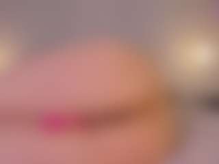 Live cam show with estef-love - Curvy Teen (18+) on Fling VIP Chat