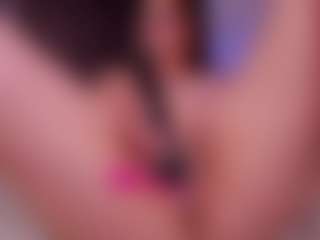 Live cam show with estef-love - Red Hair HD on Camsoda