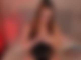 Live cam show with estef-love - Camel Toe on Gym Cam Girls