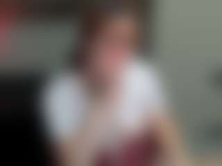 Live cam show with estef-love - Red Hair Teen (18+) on Dolls Live