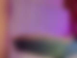 Hanna-Red's Live Sex Cam Show