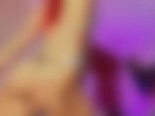 Live cam show with Hanna-Red - Petite on Instabang