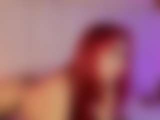 Live cam show with Hanna-Red - Teen (18+) on PervPlay.com