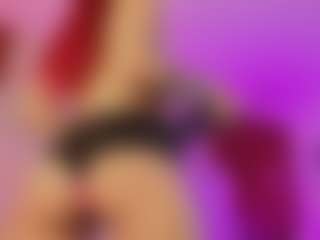 Live cam show with Hanna-Red - Ass Bouncing on milfzrlive.com