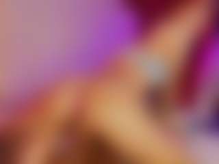 Live cam show with Hanna-Red - Teen (18+) on EXY