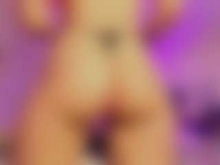 Live cam show with Hanna-Red - Red Hair on SxyPornLive