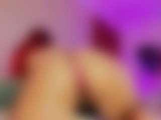 Live cam show with Hanna-Red - Young Adult on Free Soda