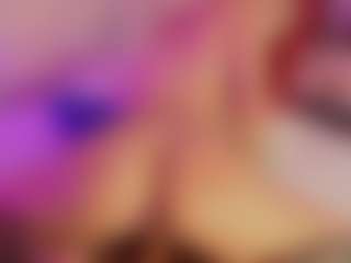 Hanna-Red's Live Sex Cam Show