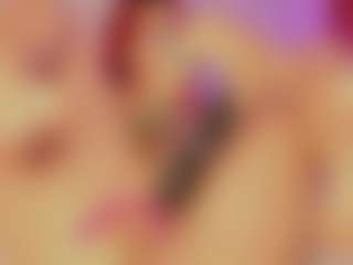 Hanna-Red's Live Sex Cam Show