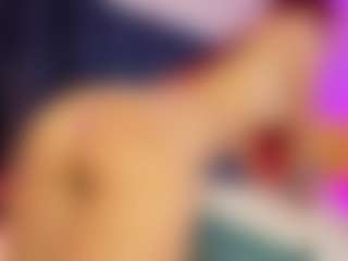 Hanna-Red's Live Sex Cam Show