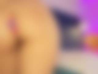 Hanna-Red's Live Sex Cam Show