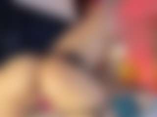 Hanna-Red's Live Sex Cam Show