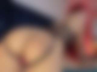 Hanna-Red's Live Sex Cam Show