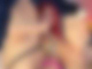 Hanna-Red's Live Sex Cam Show