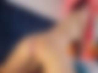 Hanna-Red's Live Sex Cam Show