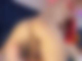 Hanna-Red's Live Sex Cam Show