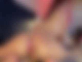 Hanna-Red's Live Sex Cam Show