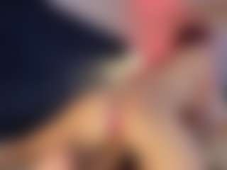 Hanna-Red's Live Sex Cam Show