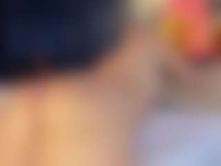 Live cam show with Hanna-Red - Toys Teen (18+) on Chatstar