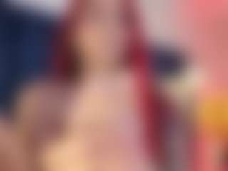 Live cam show with Hanna-Red - Amateur on AdultVida.com